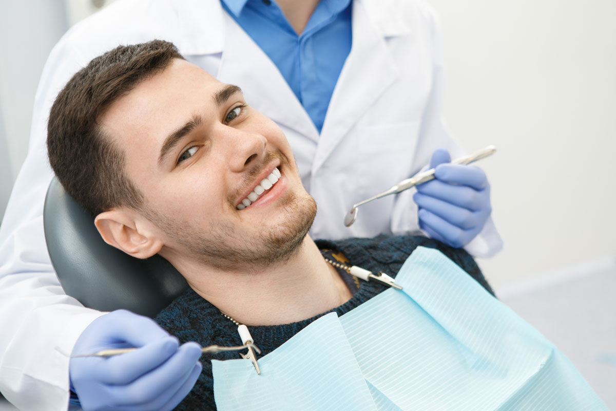 Ragazzo dal dentista